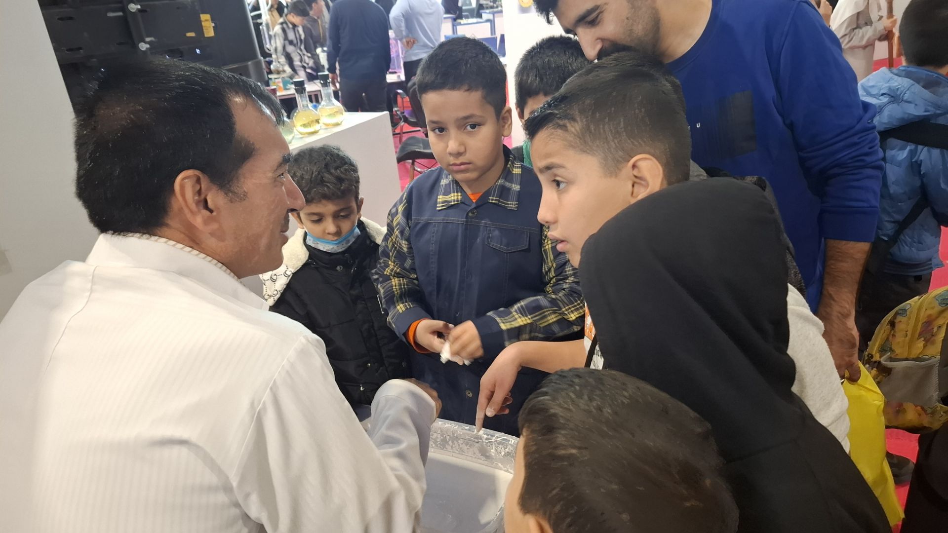 دانش آموزان مدارس ناحیه 7 - تصویر 1