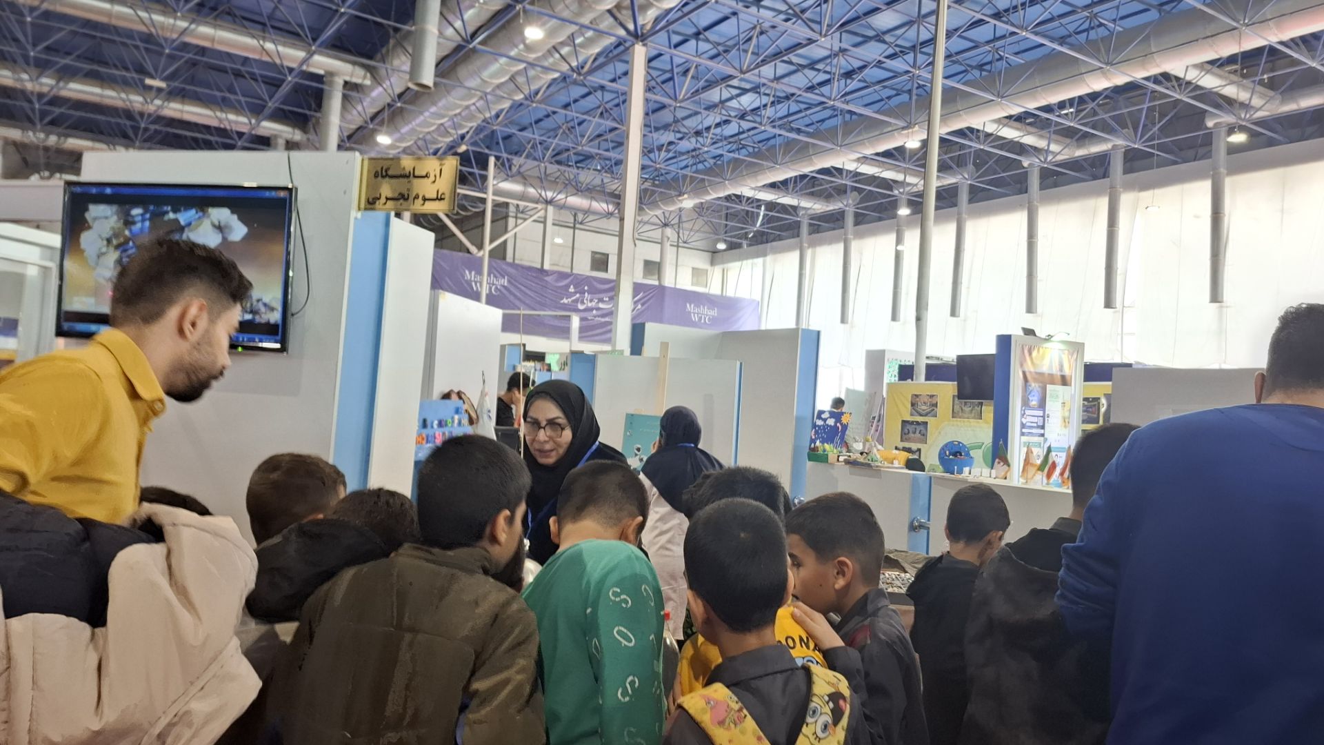 دانش آموزان مدارس ناحیه 7 - تصویر 11